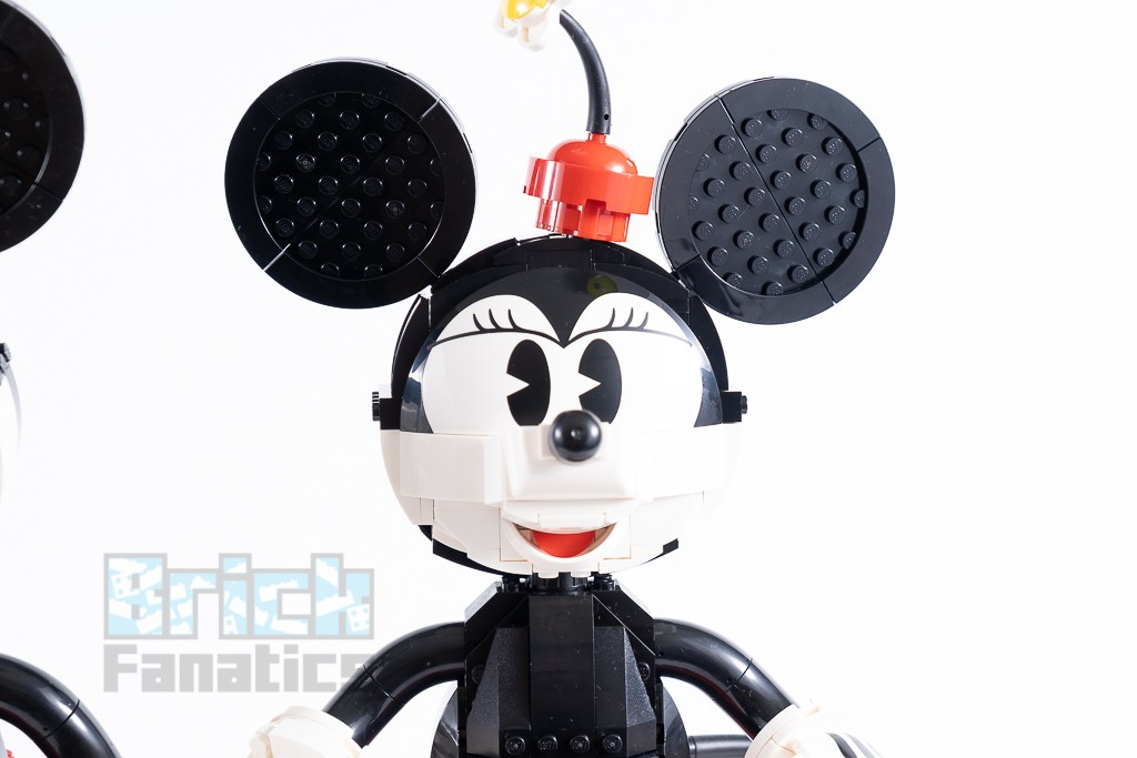 LEGO Disney 43179 Mickey Mouse and Minnie Mouse Buildable Characters 7 1
