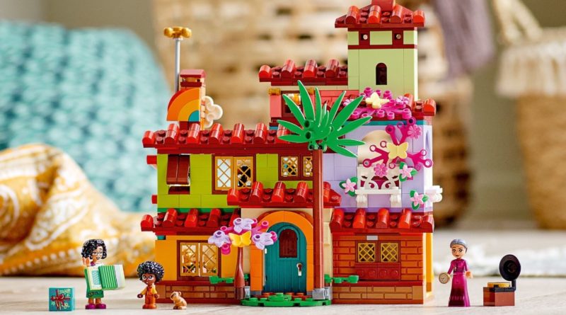 LEGO Disney 43202 The Madrigal House featured
