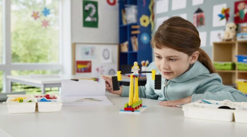 LEGO Education BricQ Motion featured