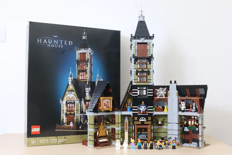 LEGO Fairground Collection 10273 Haunted House