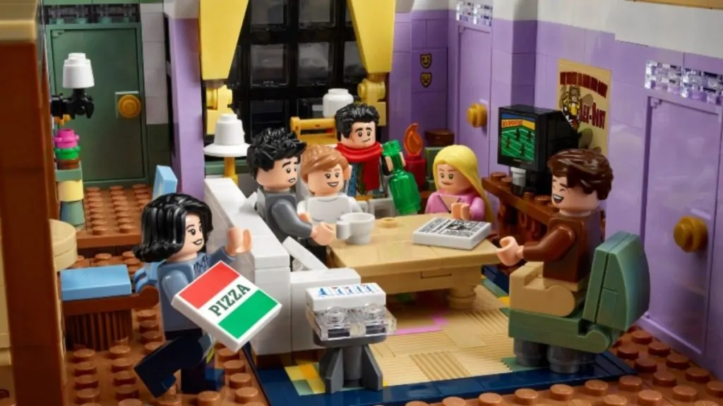 LEGO Friends 10292 Friends Apart1