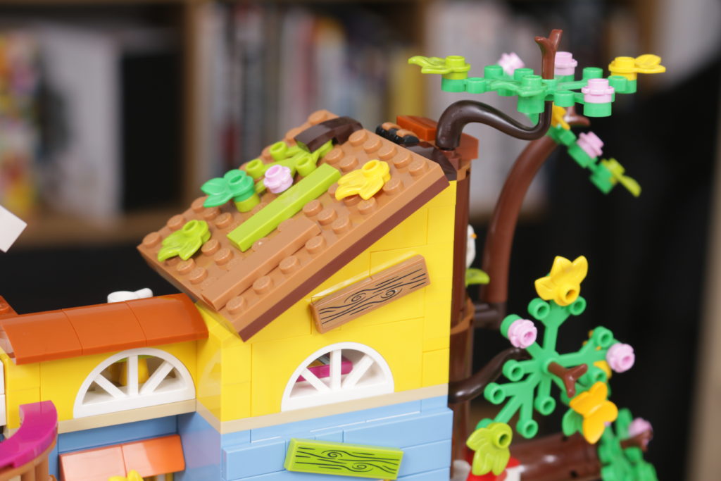 LEGO Friends 41703 Friendship Tree House review 20