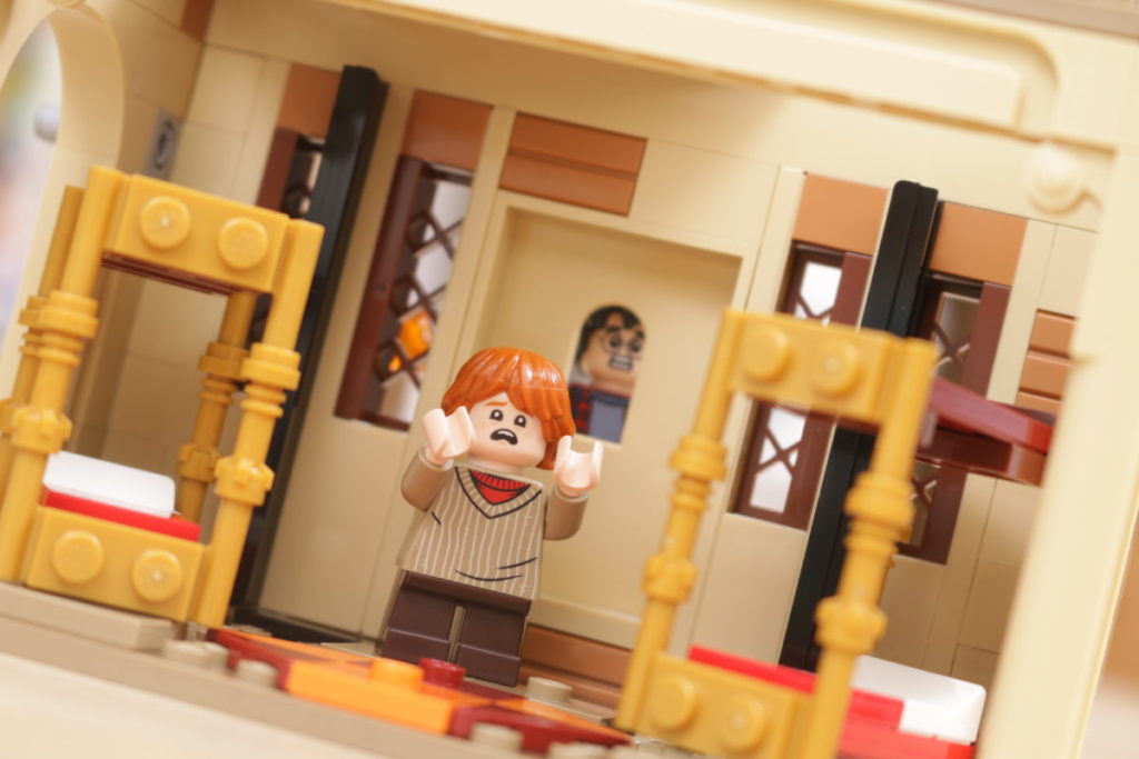LEGO ჰარი პოტერი 40452 ჰოგვიarts Gryffindor Dorms საჩუქარი შესყიდვის მიმოხილვით 14