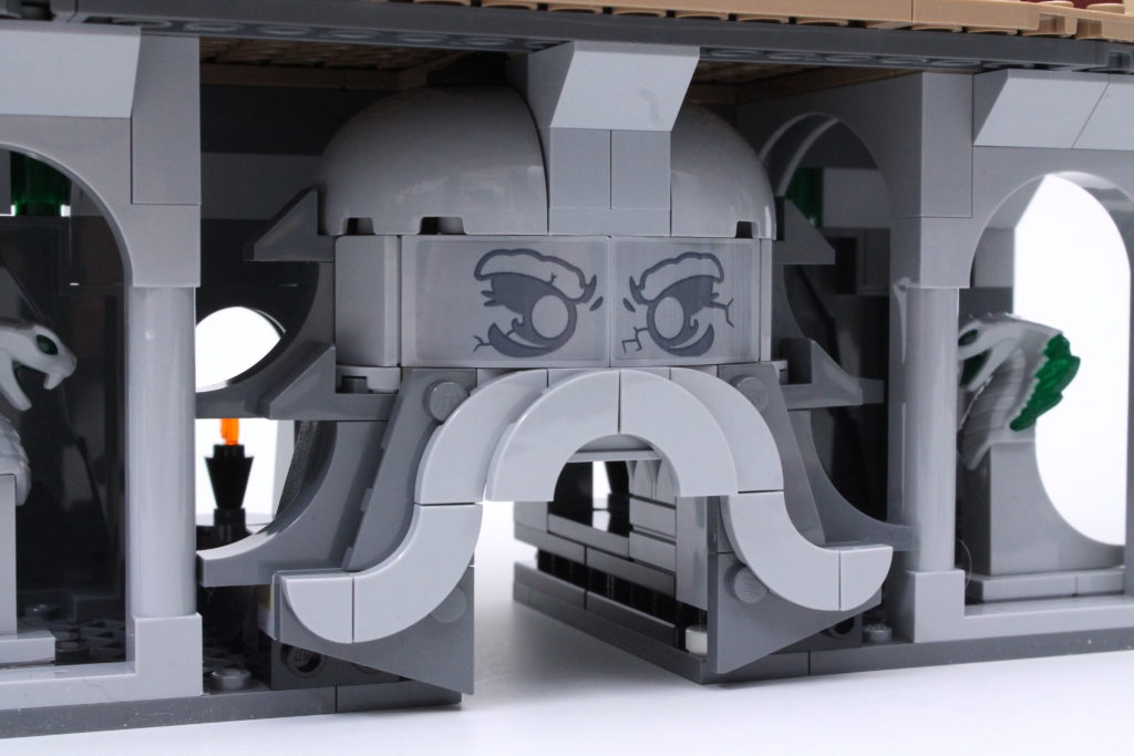 LEGO Harry Potter 76389 Chamber of Secrets review 10