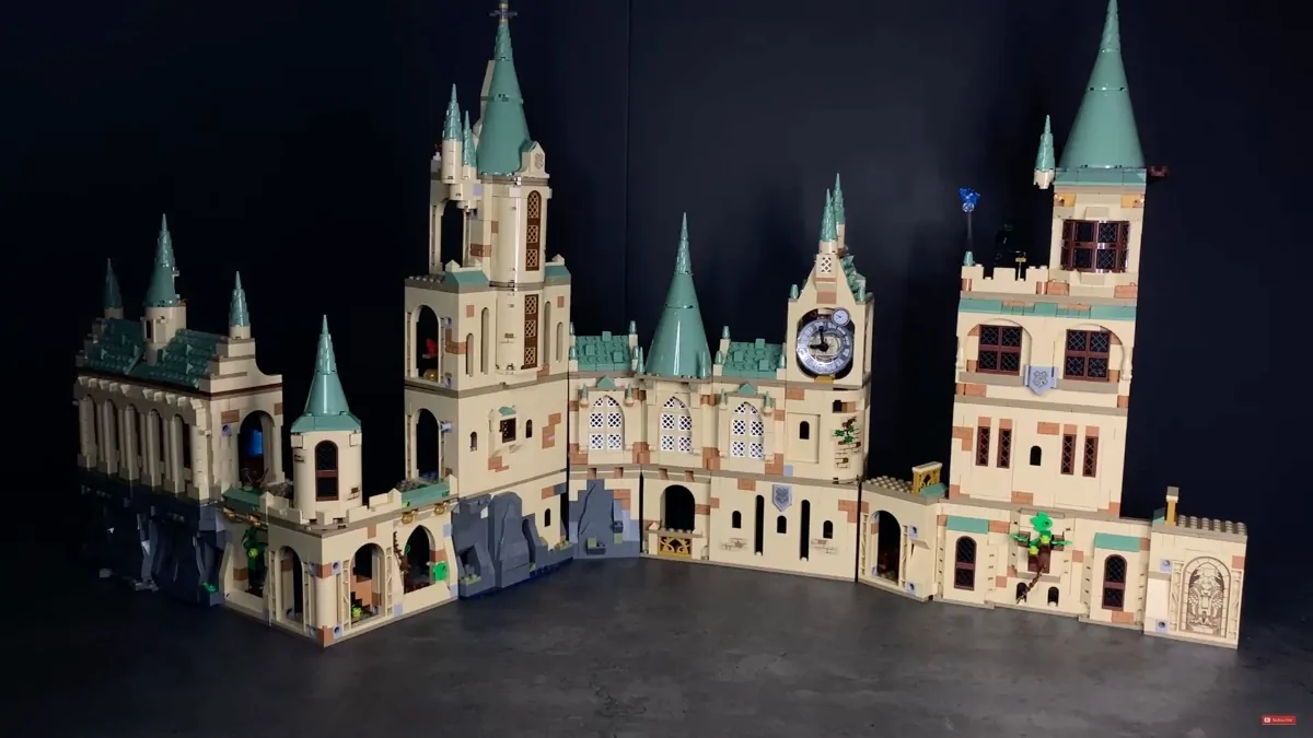 Combining EVERY LEGO Harry Potter Hogwarts Castle Sets (2021-2023