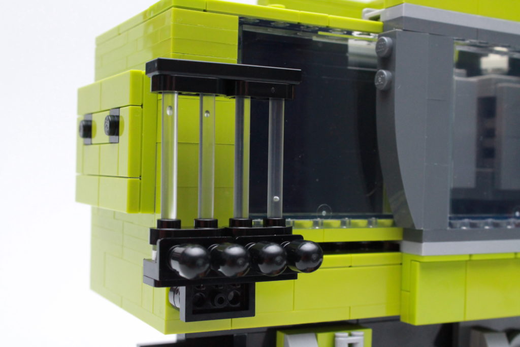 LEGO House 40502 The Brick Moulding Machine review 16
