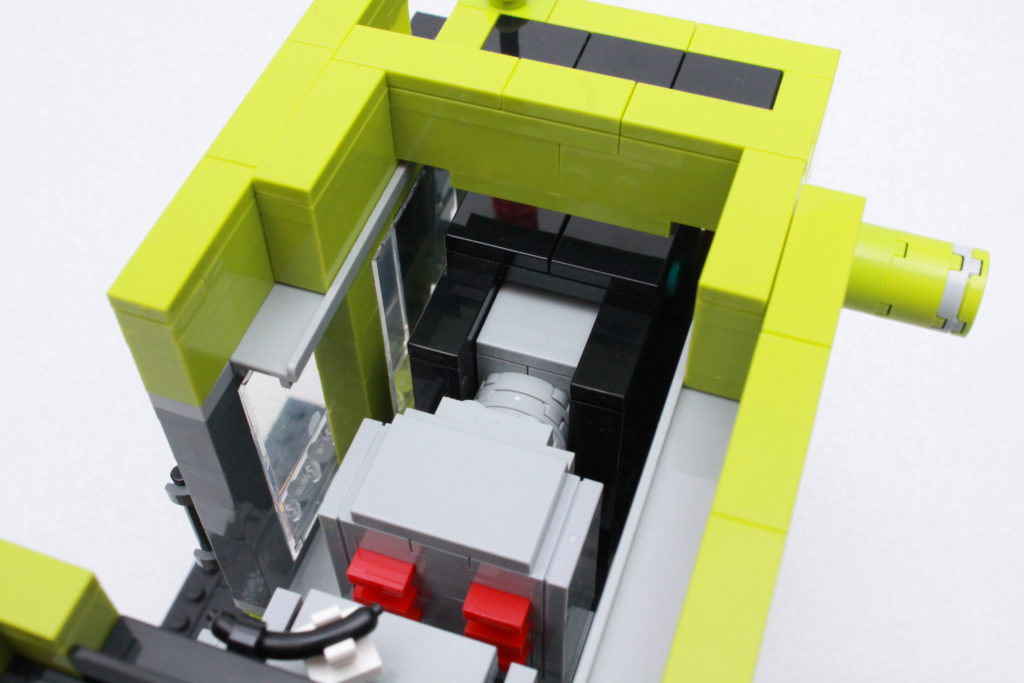 LEGO House 40502 The Brick Moulding Machine review 18
