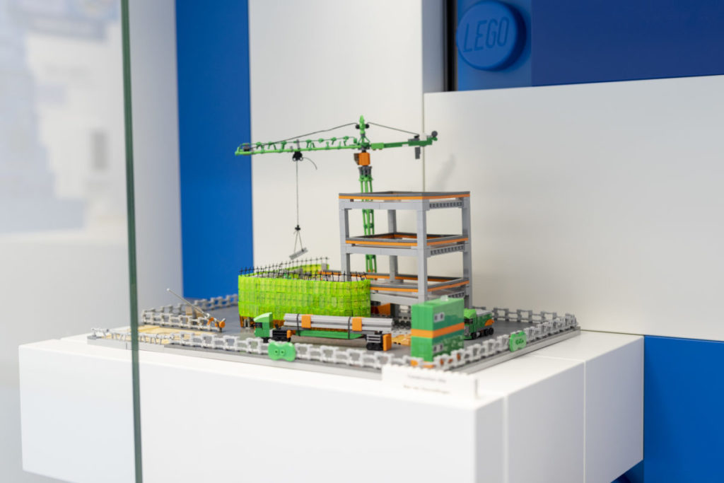 LEGO House Ideas gallery Blue case 4