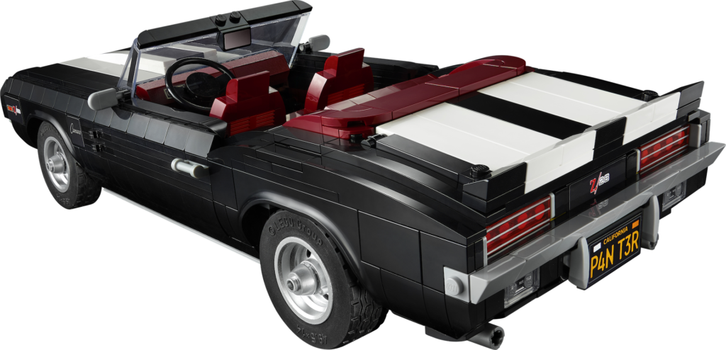 LEGO ICONS 10304 Chevrolet Camaro Z28 6