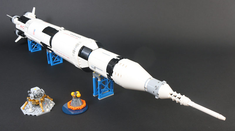 LEGO Ideas 21309 92176 NASA Apollo Saturn V review title 2