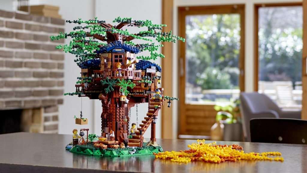 LEGO Ideas 21318 Treehouse lifestyle resized featured