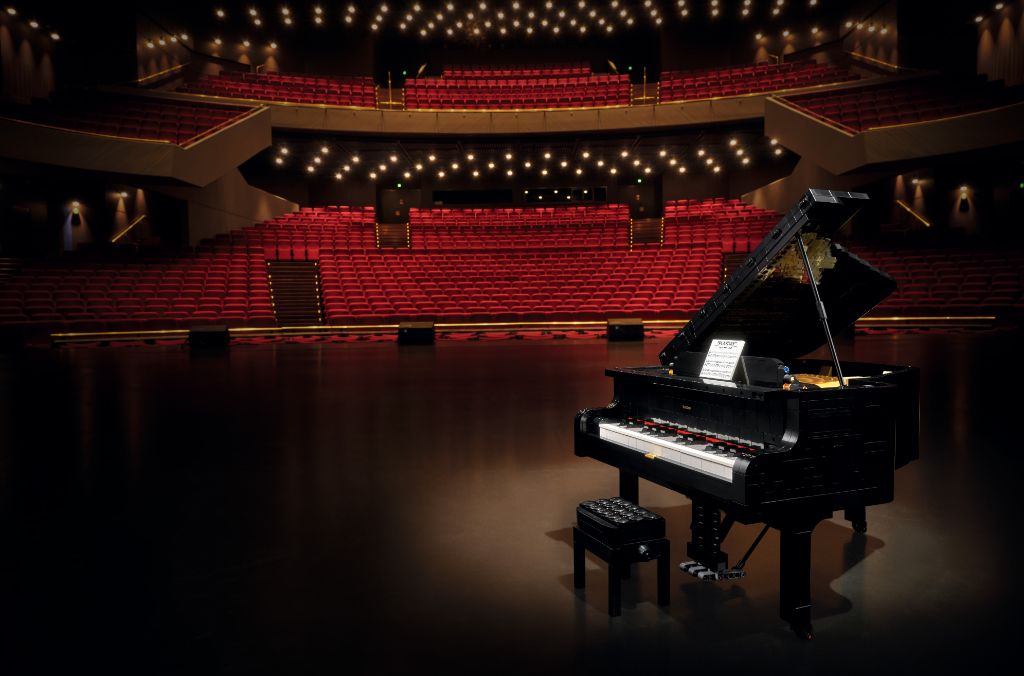 LEGO Ideas 21323 Grand Piano 44