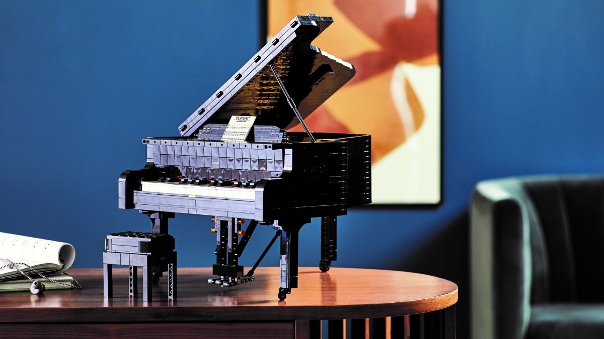 LEGO Ideas 21323 Grand Piano Featured 4