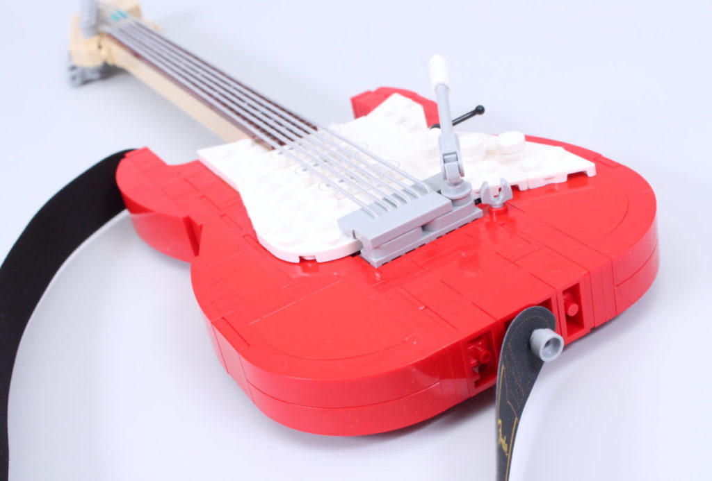 LEGO Ideas 21329 Fender Stratocaster Review Lego Electric Guitar LEGO Ideas 21329 Fender Stratocaster Review Lego Electric Guitar