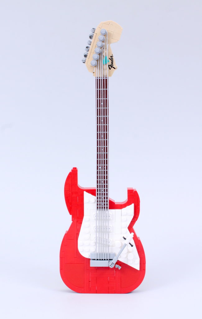 LEGO Ideas 21329 Recensione Fender Stratocaster 39