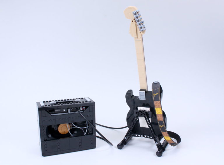 LEGO Ideas 21329 Fender Stratocaster review and gallery