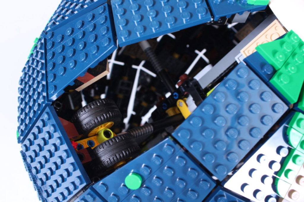 Review: 21332-1 - The Globe  Rebrickable - Build with LEGO