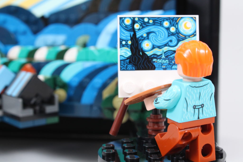 LEGO Ideas 21333 The Starry Night review 5