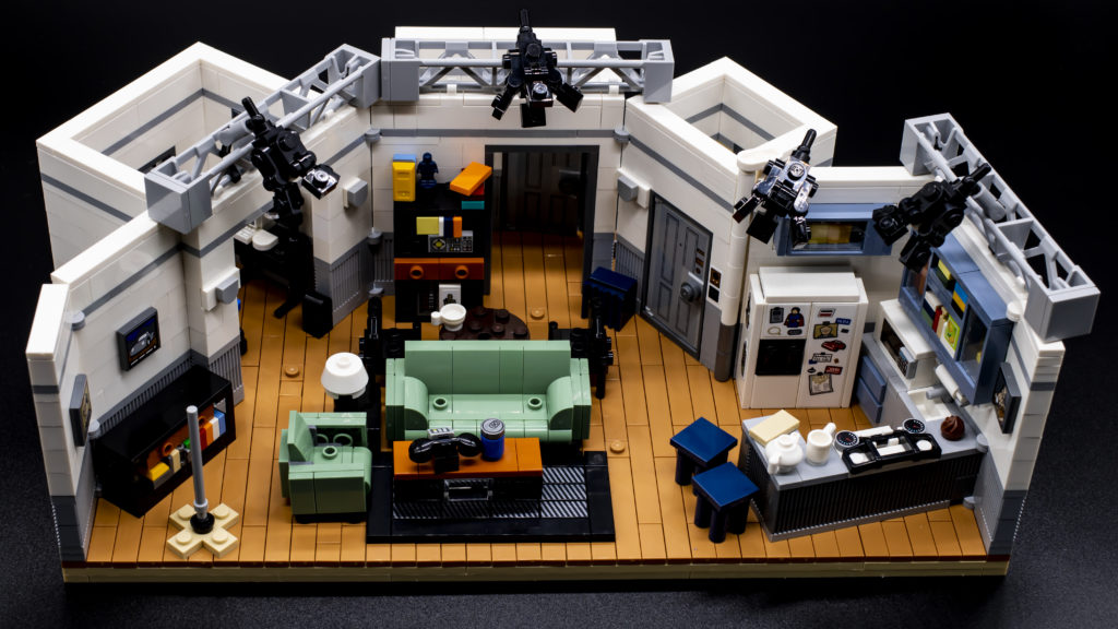 LEGO Ideas 21338 Seinfeld 10