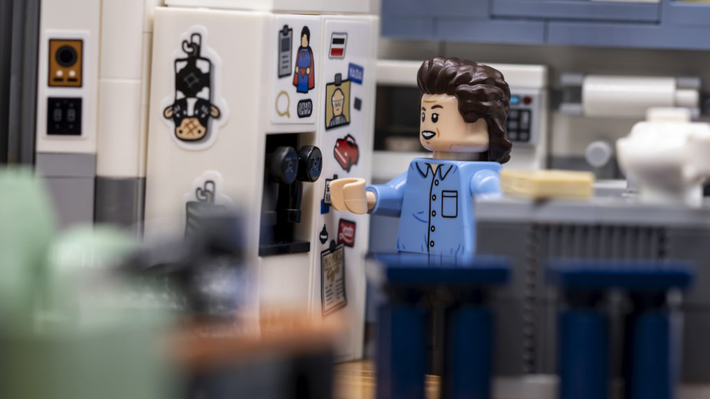 LEGO Ideas 21338 Seinfeld 13