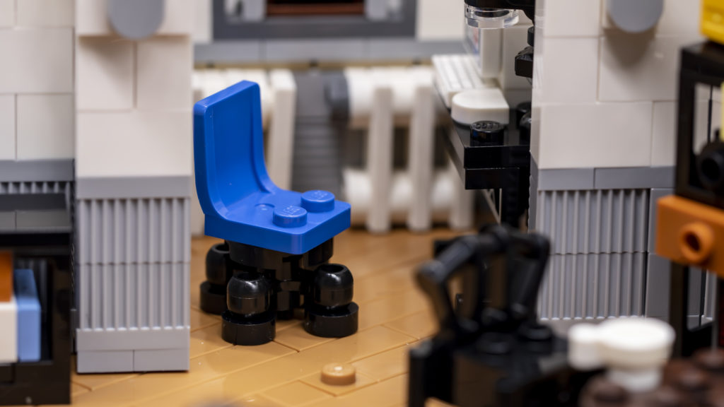 LEGO Ideas 21338 Seinfeld 24