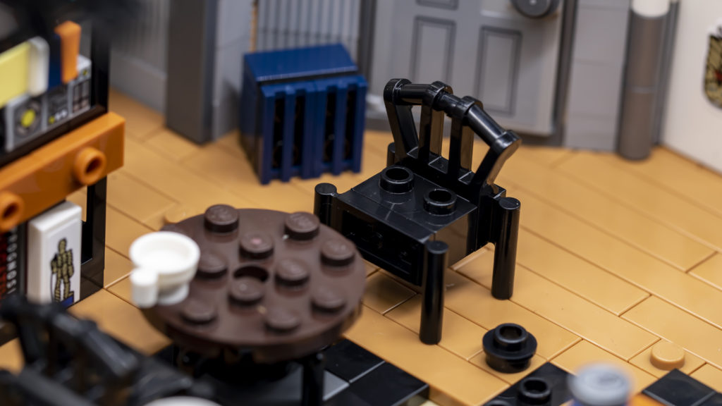LEGO Ideas 21338 Seinfeld 28