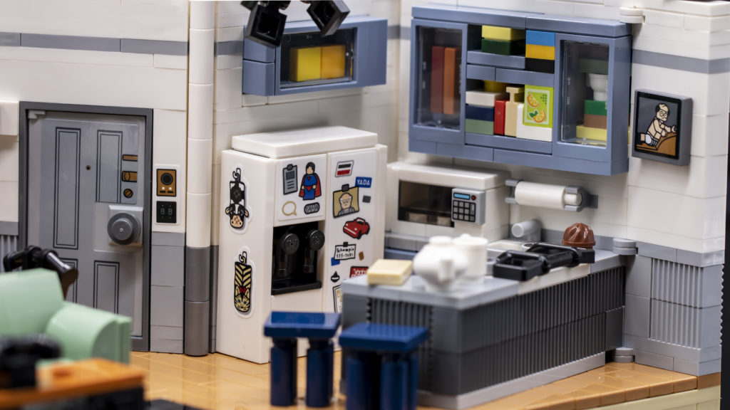LEGO Ideas 21338 Seinfeld 40