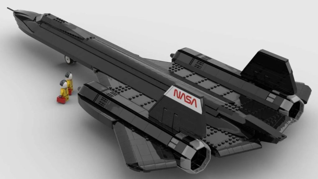LEGO Ideas Blackbird 1
