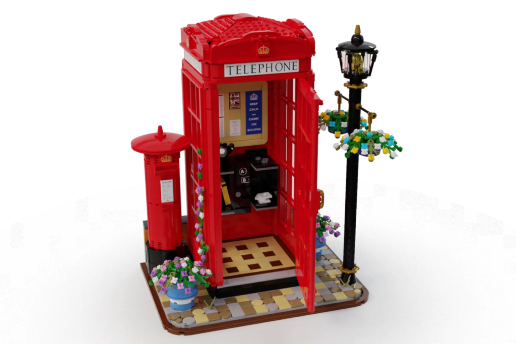 LEGO Ideas Red London Telephone Box 4