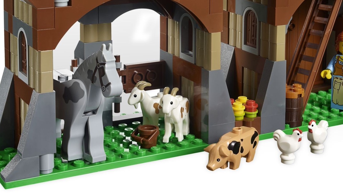 LEGO Kingdoms 7189 Mill Village Raid Featured Resized