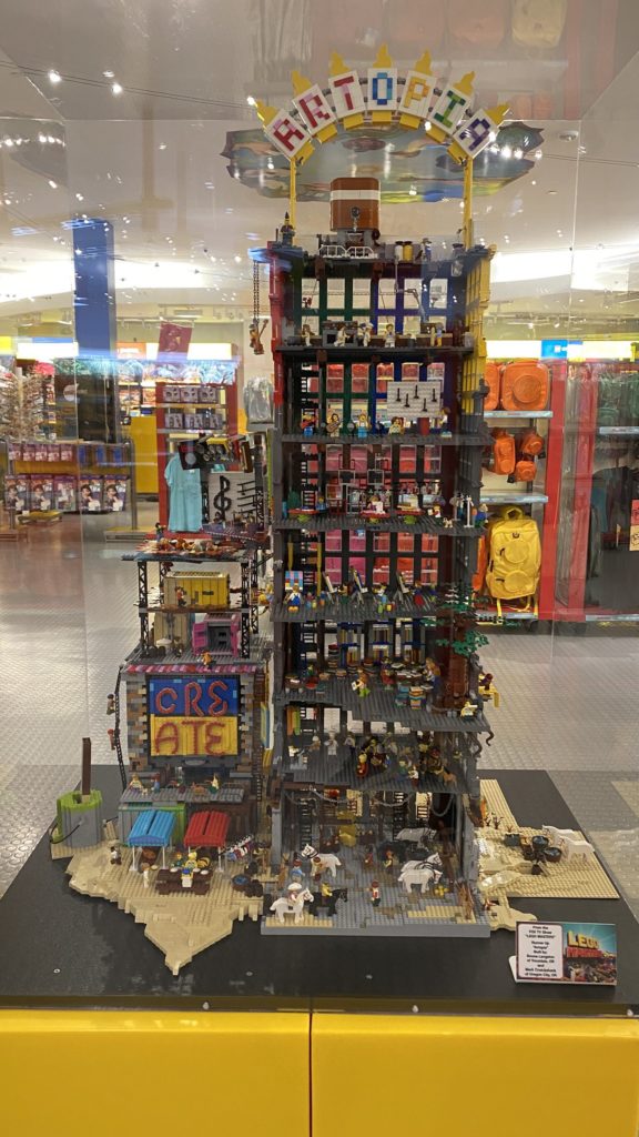 LEGO MASTERS builds LEGOLAND California 2