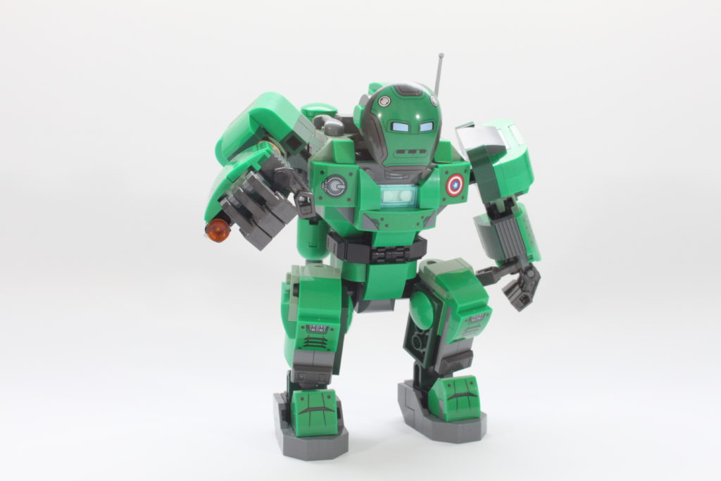 LEGO Marvel 76201 Captain Carter and the Hydra Stomper review pose 2