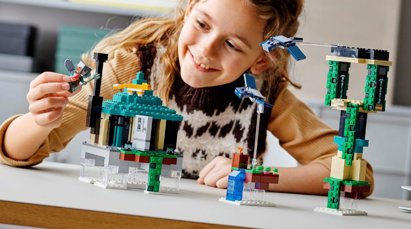 LEGO Minecraft 21173 The Sky Tower Lifestyle Featured