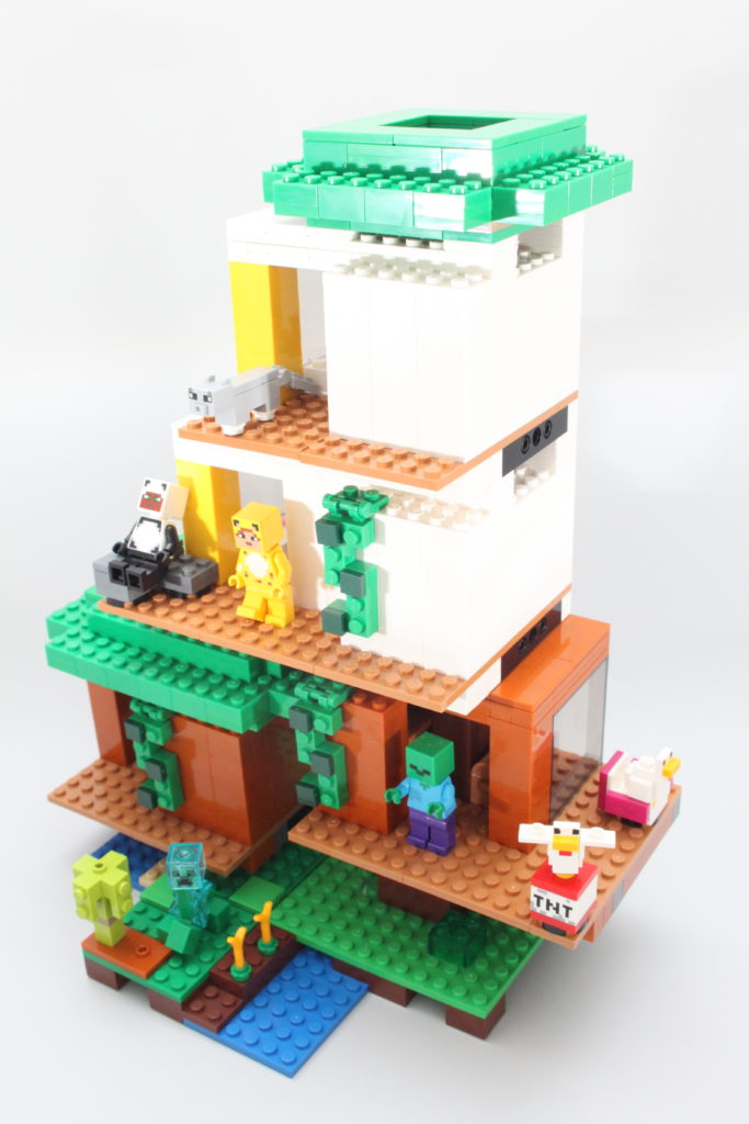 LEGO Minecraft 21175 Modern Treehouse review 21 1