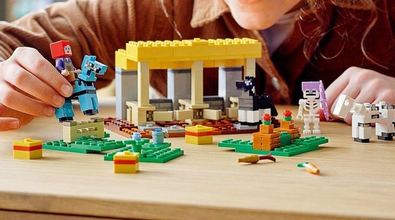 LEGO Minecraft estate 2021 in primo piano