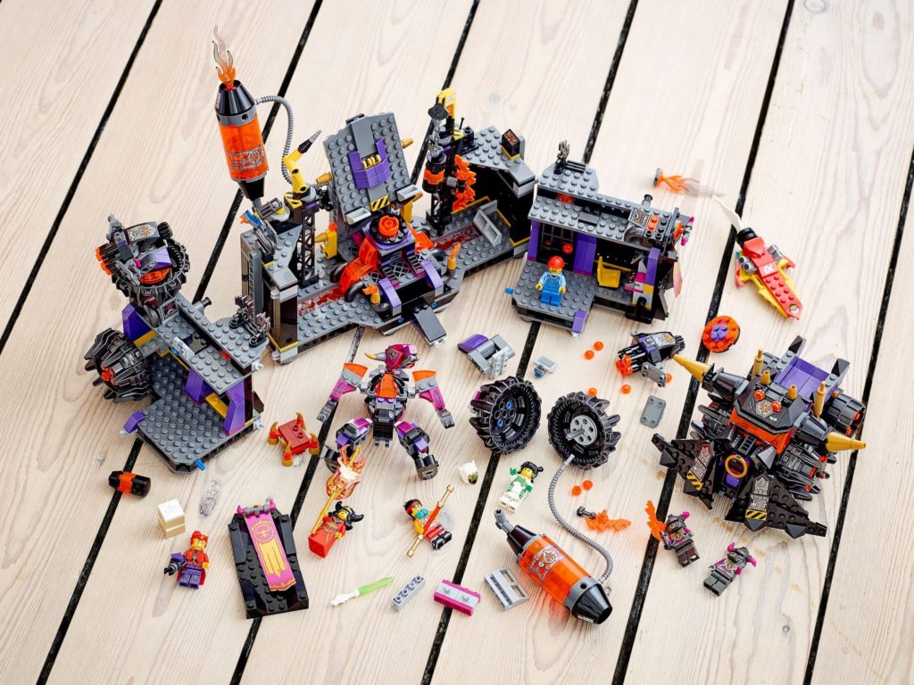 LEGO Monkie Kid 80016 The Flaming Foundry 12