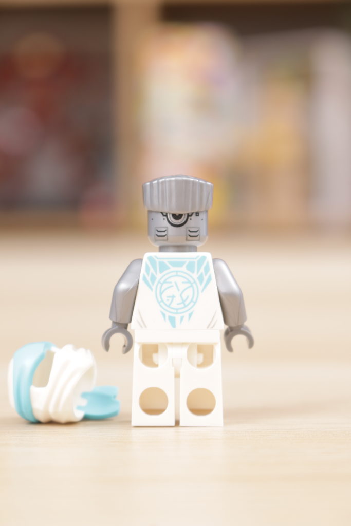 LEGO NINJAGO 71761 Zanes Power Up Mech EVO review 24