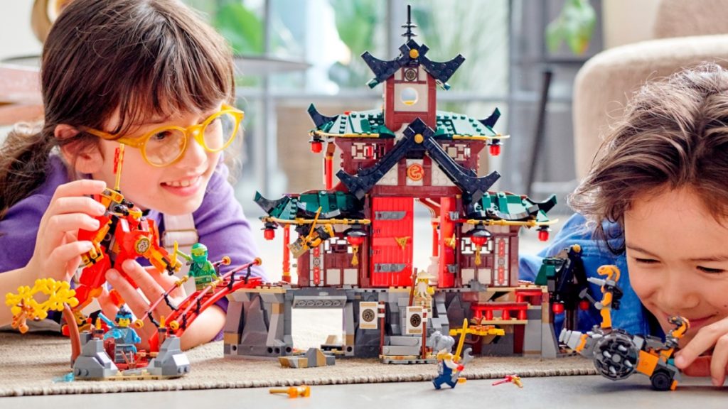 $450 LEGO BATMAN Set LEAKED for 2023! Everything We Know So Far