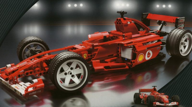 LEGO Racers 8386 Ferrari F1 Racer 110 ကိုအသားပေးဖော်ပြသည်