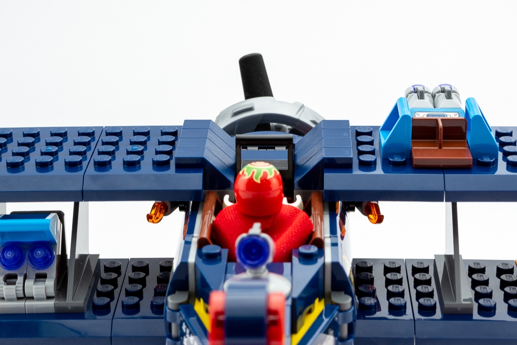 Revisión de LEGO El Fuegos Stunt Plane 12