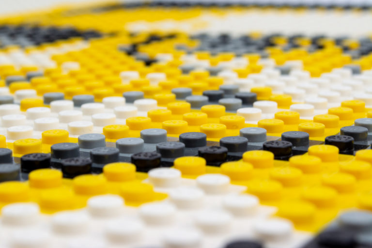 How to create a personalised portrait with the online LEGO Mosaic Maker