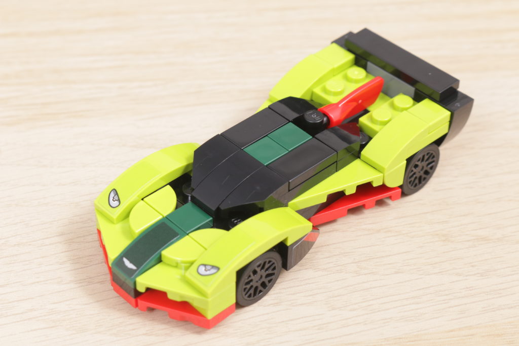 LEGO Speed Champions 30434 Aston Martin Valkyrie AMR Pro review 3