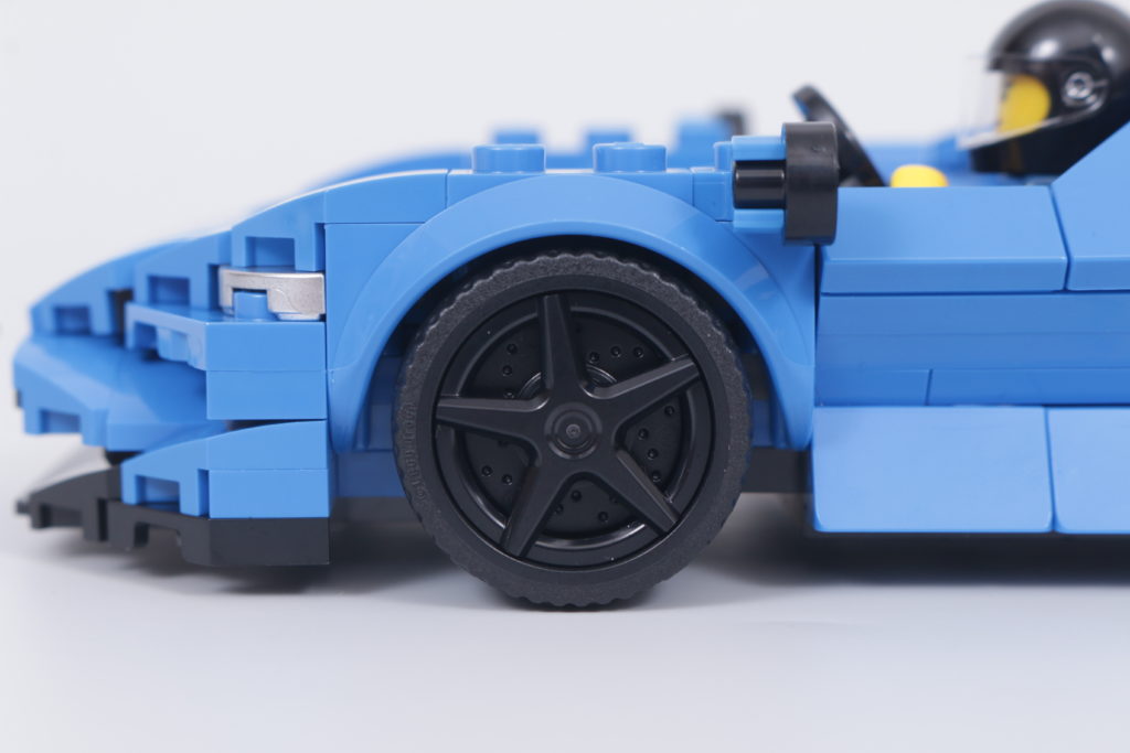 LEGO Speed Champions 76902 McLaren Elva review 5