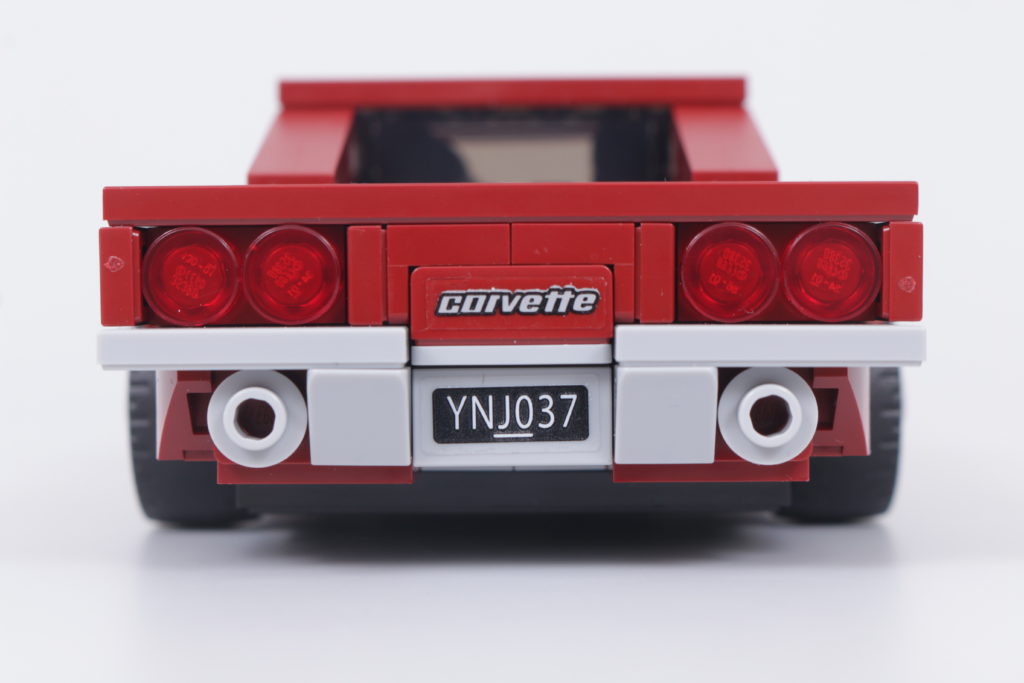 LEGO Speed Champions 76903 Chevrolet Corvette C8.R Race Car and 1968 Chevrolet Corvette review 15