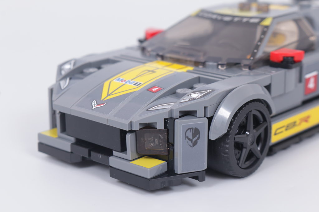 LEGO Speed Champions 76903 Chevrolet Corvette C8.R Race Car and 1968 Chevrolet Corvette review 22