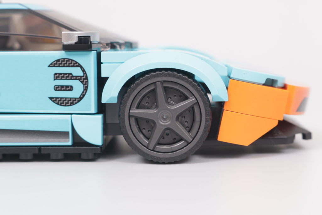 LEGO Speed Champions Recensione della Ford GT Heritage Edition e della Bronco R (codice 12)