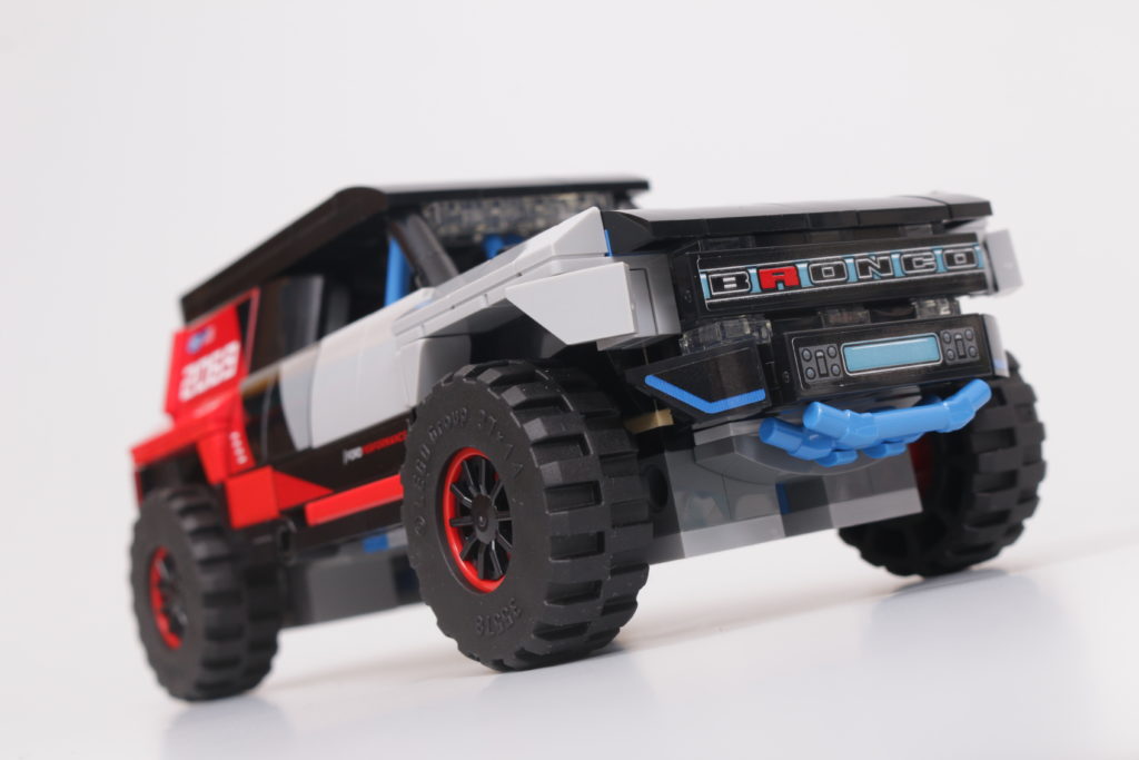 LEGO Speed Champions Recensione della Ford GT Heritage Edition e della Bronco R (codice 26)