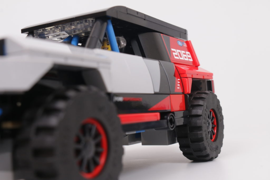 LEGO Speed Champions Recensione della Ford GT Heritage Edition e della Bronco R (codice 42)