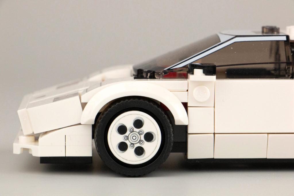 LEGO Speed Champions 76908 Lamborghini Countach review 4