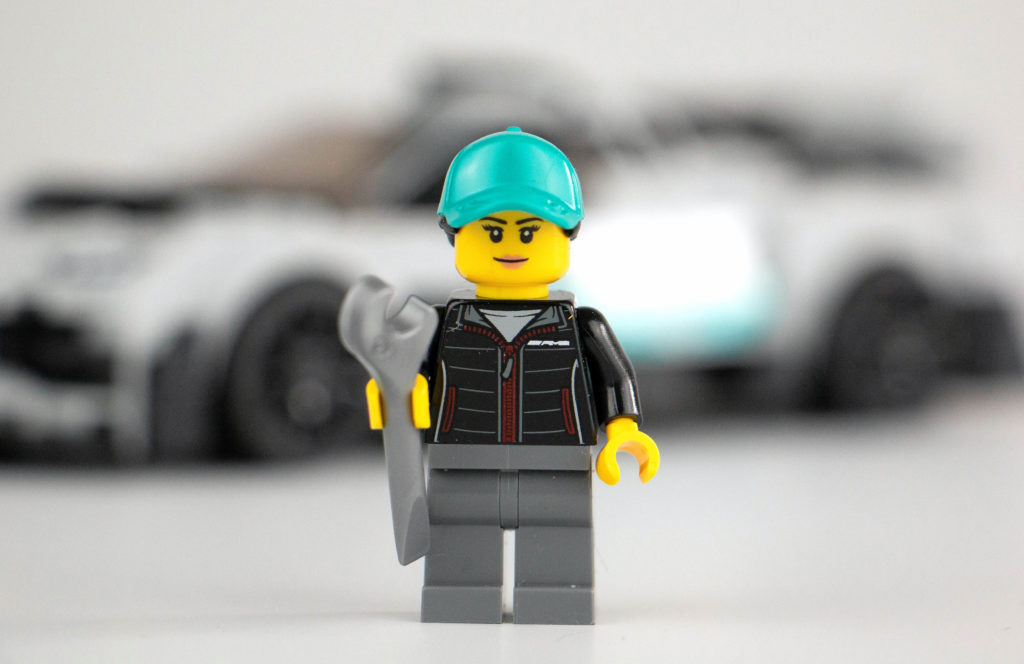 LEGO Speed Champions 76909 Mercedes AMG F1 W12 E Performance Mercedes AMG Project One review 27 1024x664